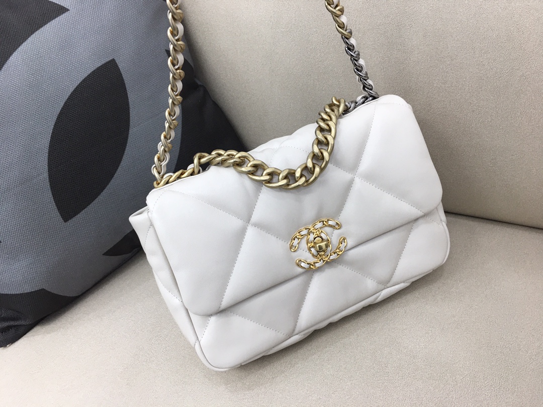 Lambskin 19 Handbag Flap Bag AS1160 White